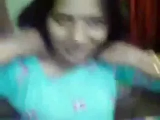 सेक्सी एमआईएलए गर्म शरीर दिखाता है और सिर सेक्सी मूवी फिल्म पिक्चर देता है