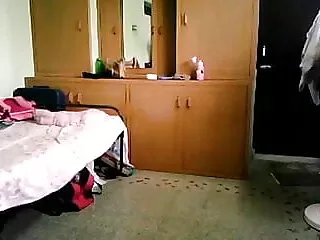 बीबीडब्ल्यू शौकिया एमआईएलए उसके clit के हिंदी पिक्चर सेक्सी मूवी साथ खेल रहा है