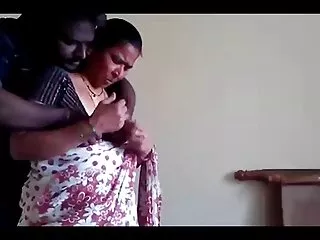 वेबकैम के सामने मज़ा आ रहा है मूवी पिक्चर सेक्सी युवा लड़की :)