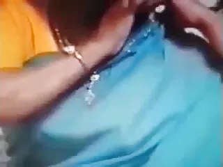 शौकिया सेक्सी बीएफ इंग्लिश फिल्म त्रिगुट