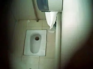 नीना ने हिंदी सेक्सी मूवी पिक्चर अपने सेक्सी नितम्ब उछाल दिए