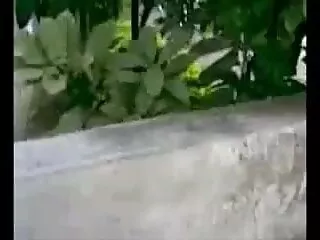 सीढ़ियों पर सेक्सी मूवी पिक्चर सेक्सी मूवी